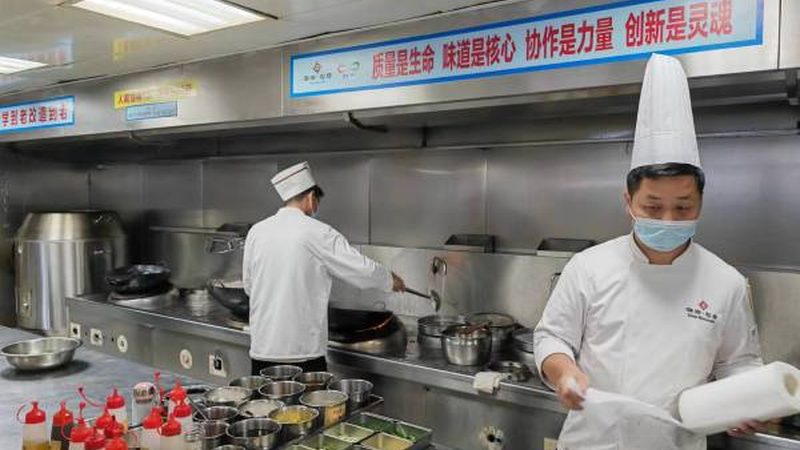 零食批发厂家定制包装：揭秘定制背后的工艺与标准